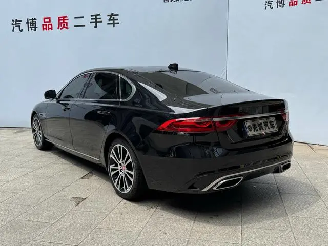 Jaguar Jaguar XFL 2.0T P250 two-wheel drive Exclusive Deluxe Edition