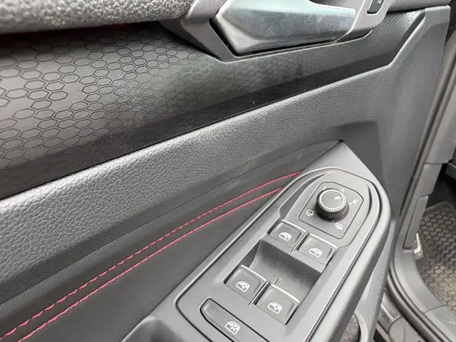 Volkswagen Golf GTI 380TSI DSG GTI