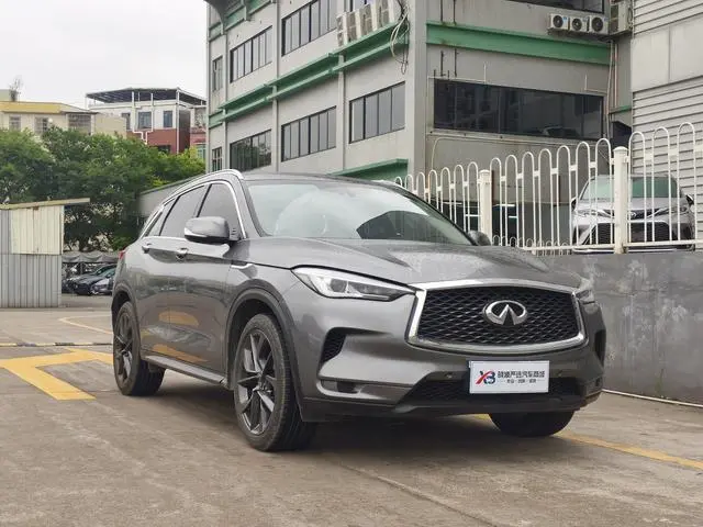 Infiniti Infiniti QX50 2.0T two-wheel drive pilot version