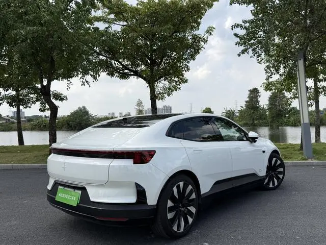 Polestar Polestar 4 Dual-motor long battery life PLUS dual-star connected version