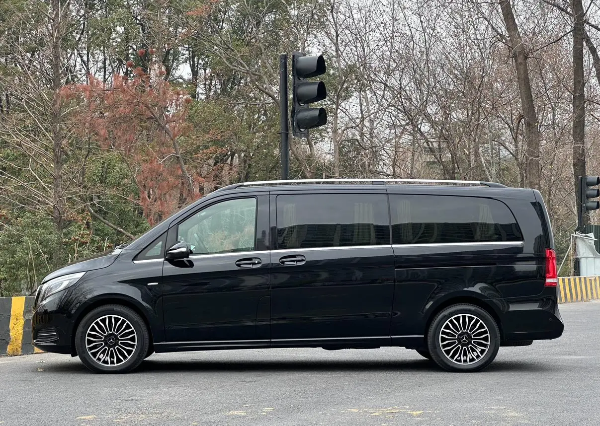 Mercedes-Benz Mercedes-Benz V-class V 260 L Premium Extended Version