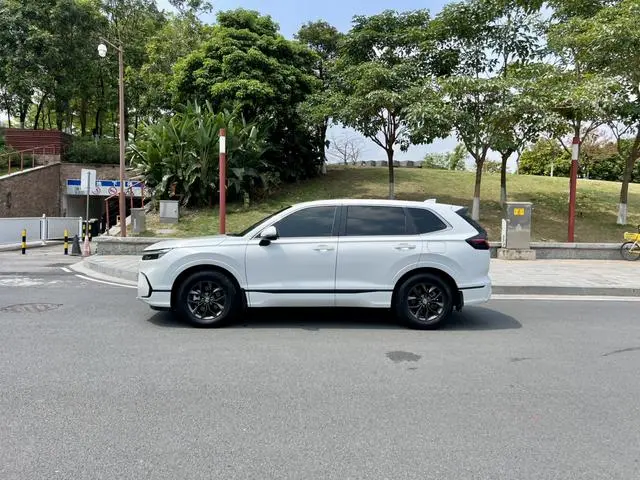 Honda Hao Ying 240TURBO CVT two-wheel drive Deluxe Edition