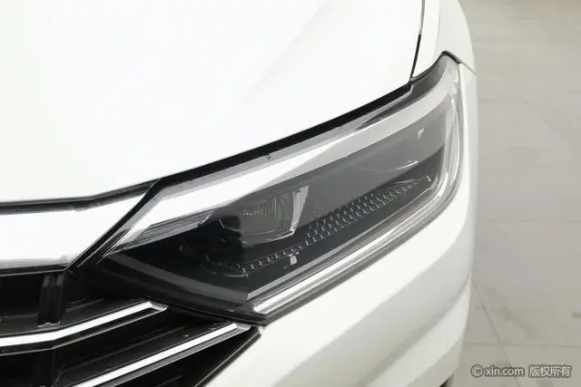 Volkswagen Sagitar 280TSI DSG Beyond Edition