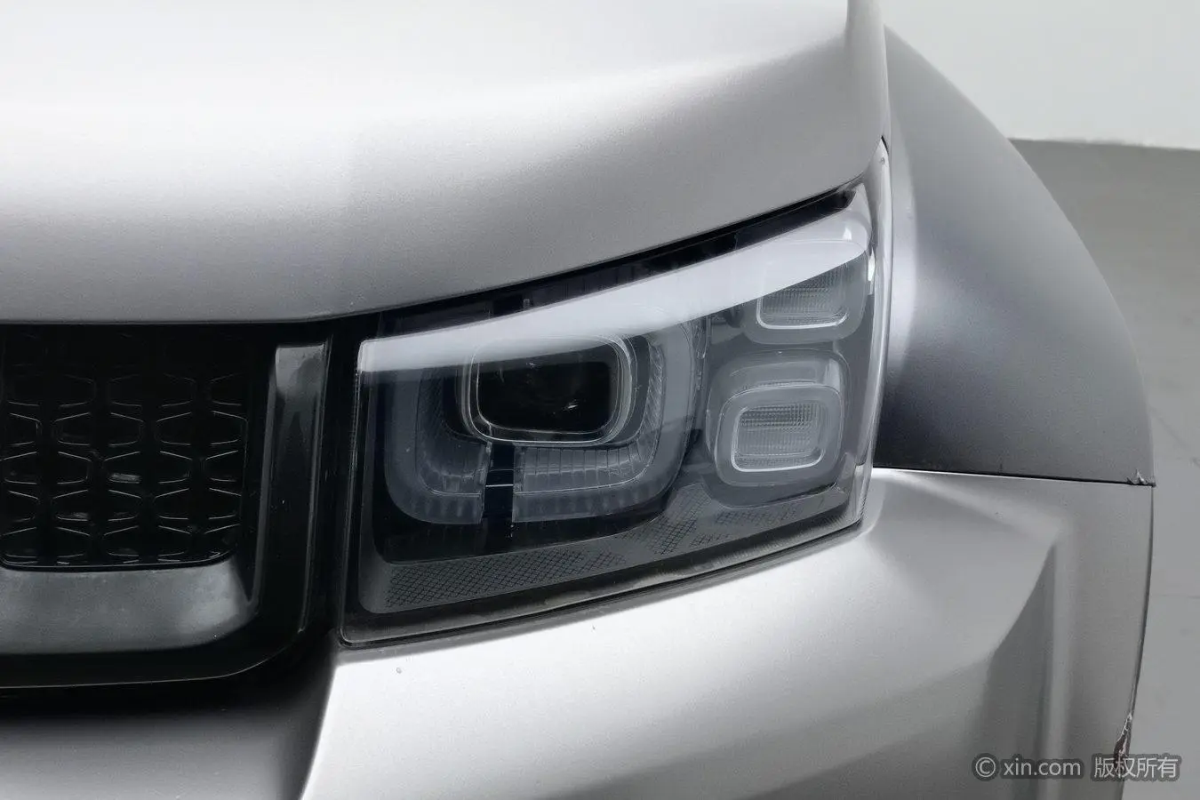 Beijing Beijing off-road BJ40 2.3T automatic four-wheel drive Blade Hero Edition Extreme type