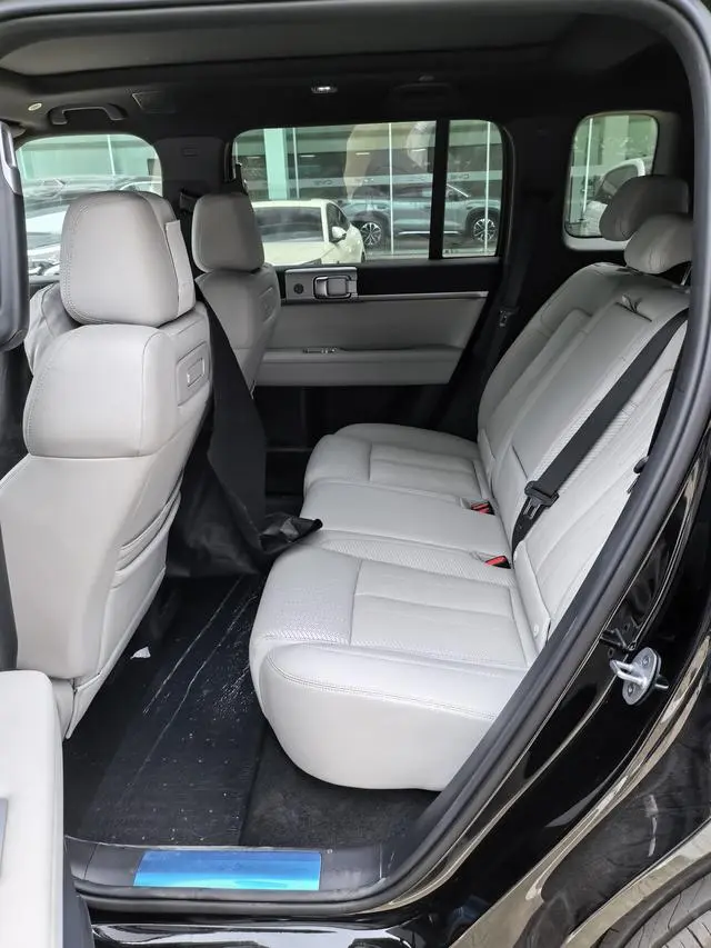 FANG CHENG BAO Titanium 7 200KM two-wheel drive Max version