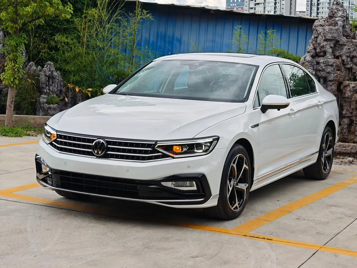 Volkswagen Magotan 2 million commemorative edition 330TSI DSG Luxury models