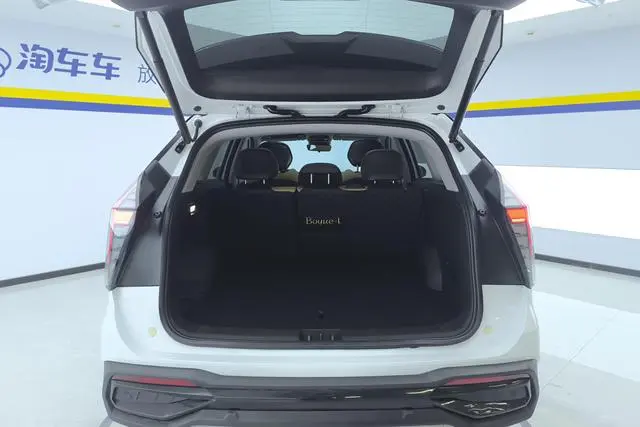 Geely Boyue L 2.0TD DCT Flagship