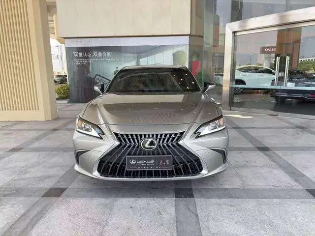 Lexus Lexus ES 200 Excellent Edition