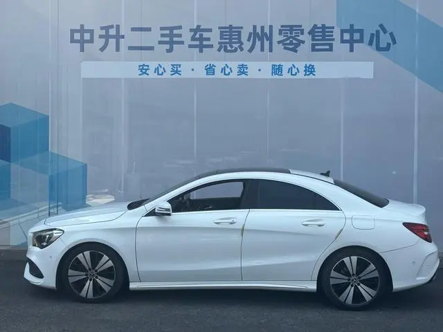 Mercedes-Benz Mercedes-Benz CLA CLA 200 fashion type