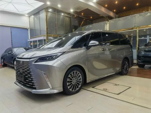 Lexus Lexus LM 500h DIRECT4 six-seater premium edition