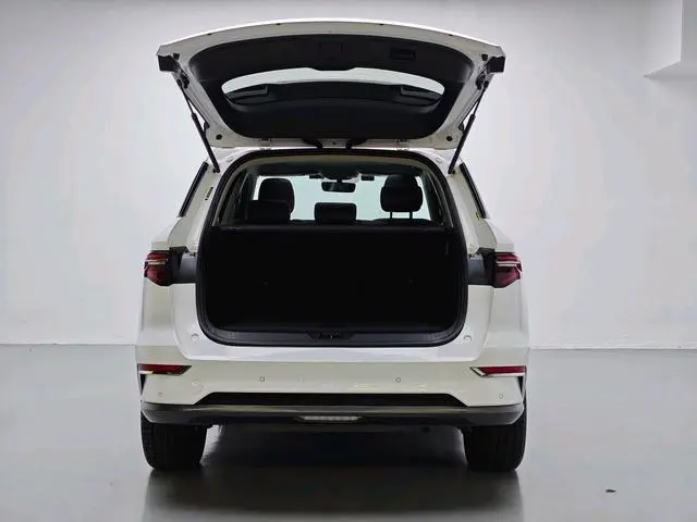 BYD Song Pro DM DM 1.5T four-wheel drive performance version luxury