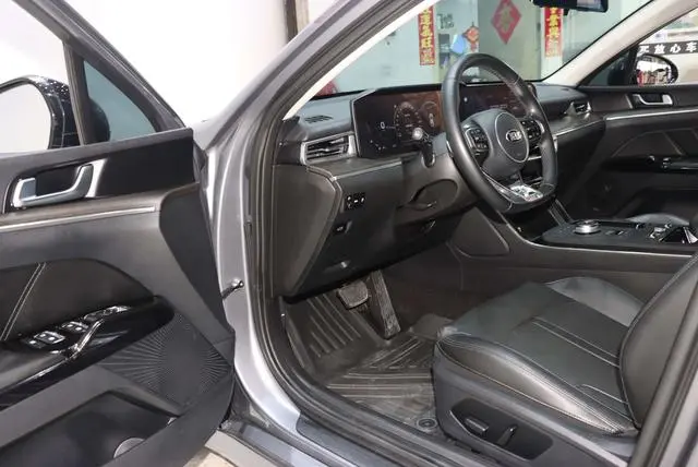 Kia Kia K5 380T GT-Line Premium Technology Edition