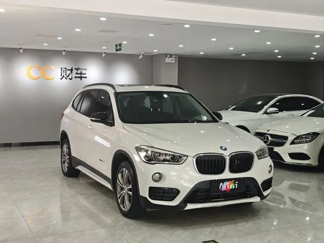BMW BMW X1 sDrive20Li Luxury