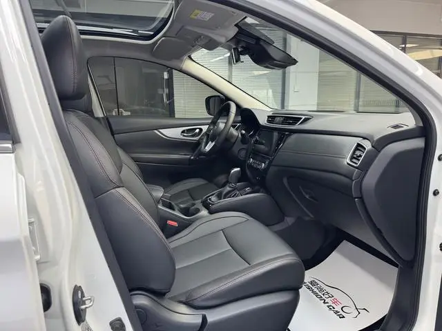 Nissan Qashqai 2.0L XV Prem.Deluxe Edition