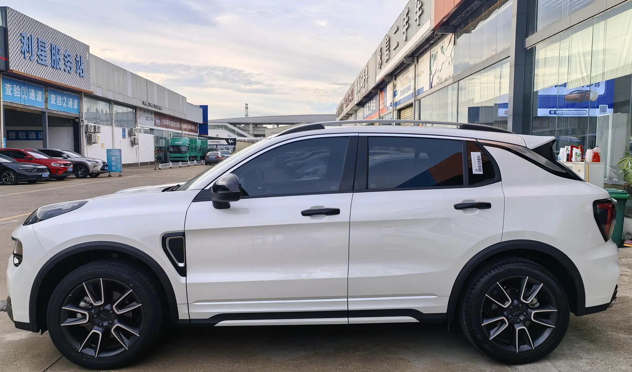 LYNK & CO Lynk 01 2.0TD two-wheel drive global Pro