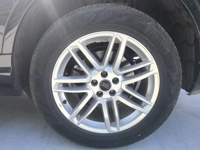Audi Audi Q7 40 TFSI S line sporty