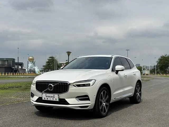 Volvo Volvo XC60 PHEV T8 E-drive Hybrid Zhizun Deluxe Edition Country V