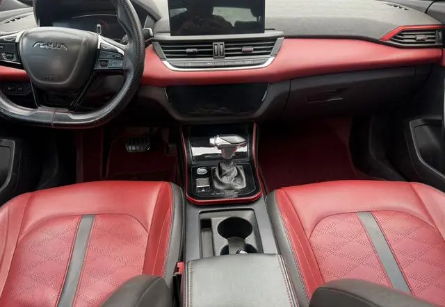 Dongfeng Fengshen Yi Hyun 230T automatic wind chasing version