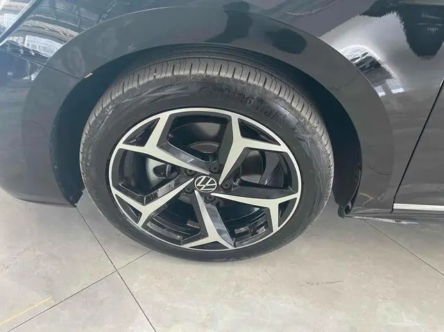 Volkswagen Passat Outstanding 380TSI Starry Sky Dragon Edition