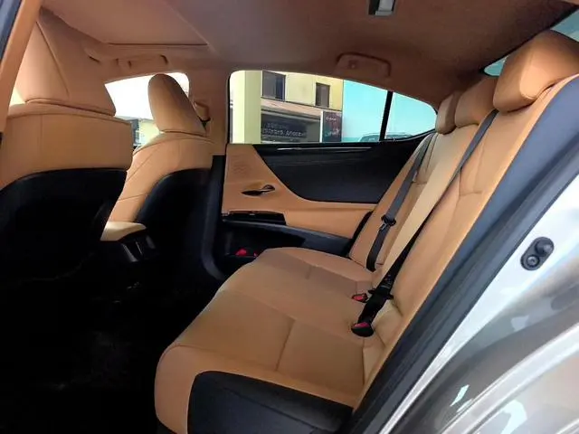 Lexus Lexus ES 200 Excellent Edition