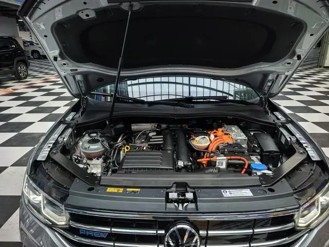 Volkswagen Tiguan L PHEV 430PHEV plug-in hybrid Ultimate Edition