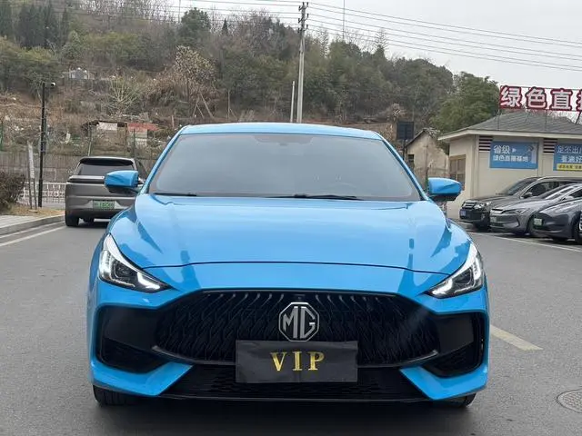 MG MG5 180DVVT CVT Youth Deluxe Edition
