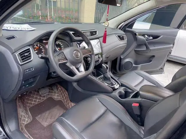Nissan Qashqai 2.0L CVT Smart Edition