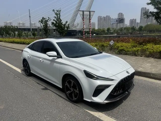 MG MG5 Scorpio 1.5T Deluxe Edition