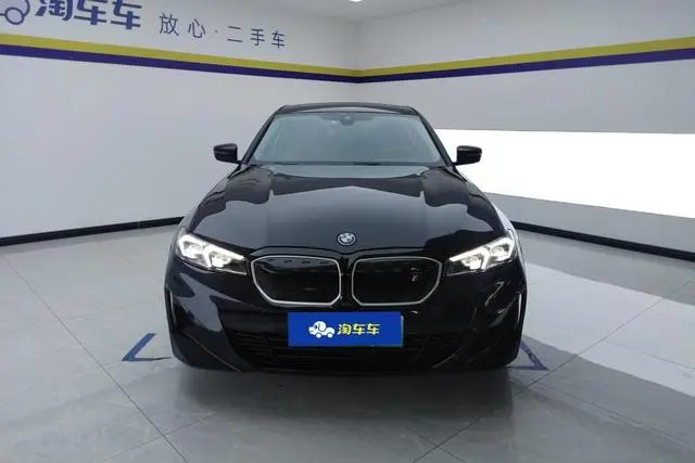 BMW BMW i3 Facelift eDrive40L Yao Ye Set