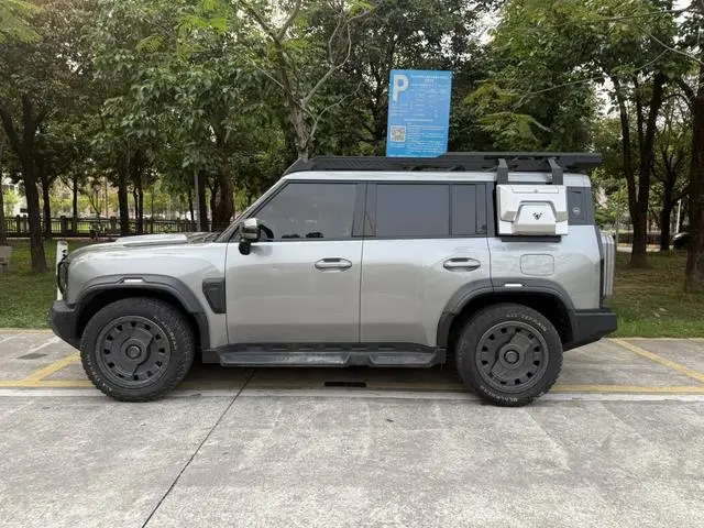 Chery Jetour Jet Traveler 2.0TD four-wheel drive Silver Dragon Wings