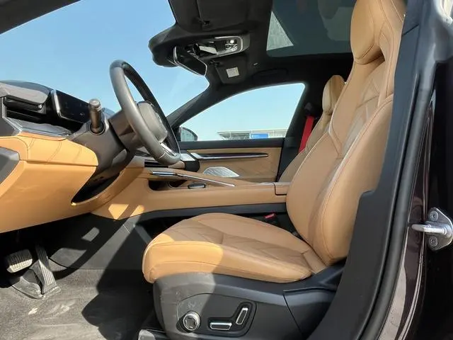 ZEEKR ZEEKR 001 Ultra-long battery life, dual-motor YOU version