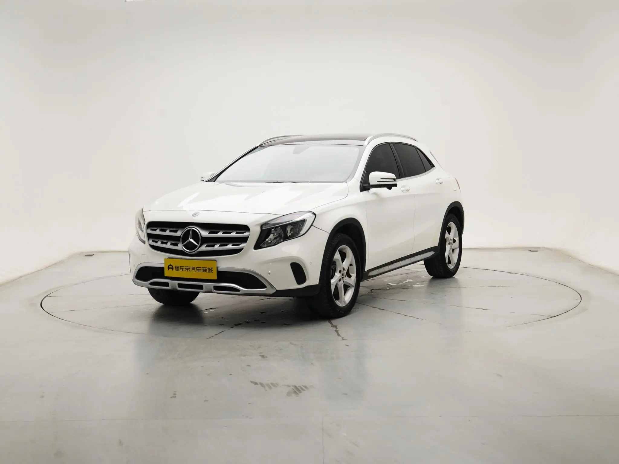Mercedes-Benz Mercedes-Benz GLA GLA 200 dynamic type