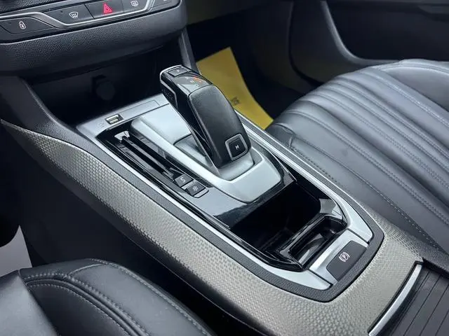 Peugeot Peugeot 408 230THP 10th Anniversary Edition