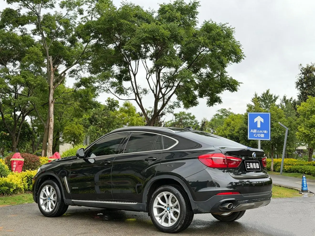 BMW BMW X6 xDrive28i