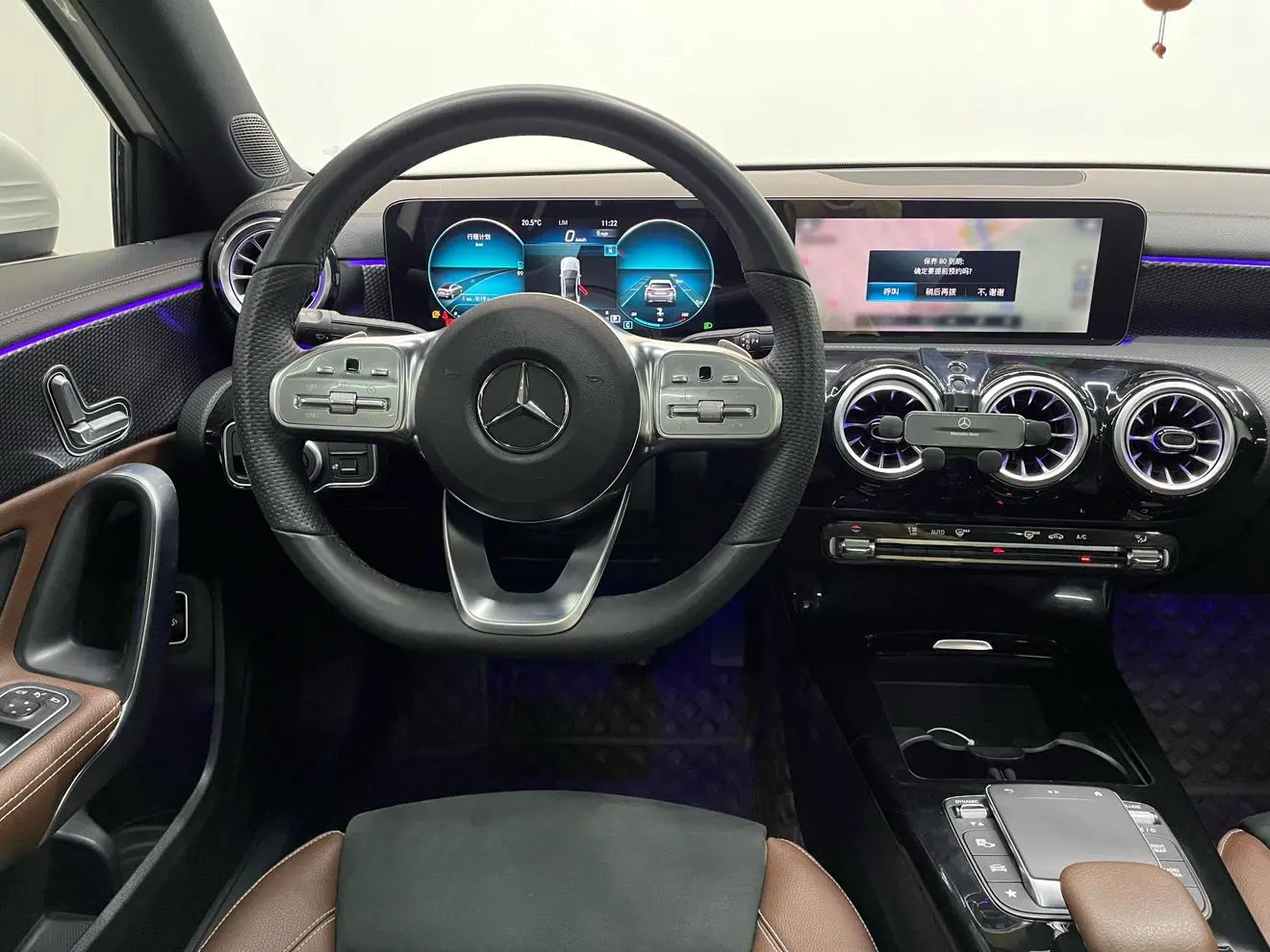 Mercedes-Benz Mercedes-Benz A-class A 200 L sports sedan fashion Version