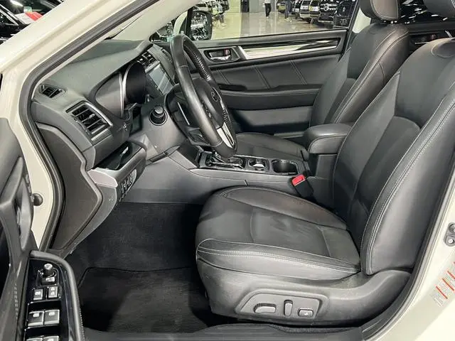 Subaru OUTBACK 2.5i Sports Navigation Version EyeSight