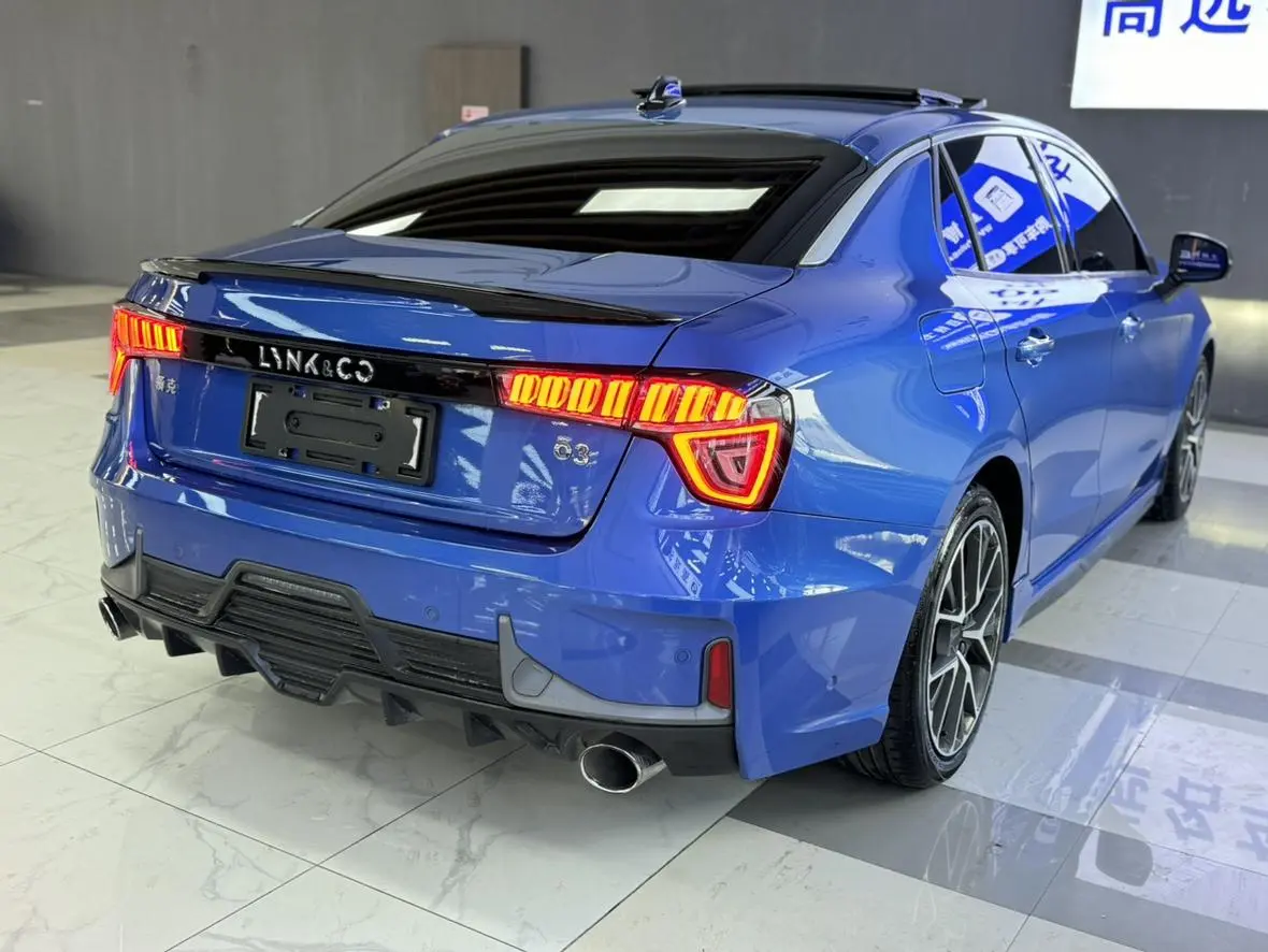 LYNK & CO Lynk 03 1.5TD DCT Jin Pro Version