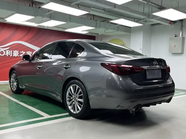 Infiniti Infiniti Q50L 2.0T Yixiang Edition Country VI