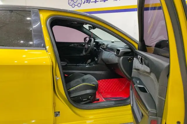 LYNK & CO Lynk 03 03+2.0 TD Automatic Yufeng Version