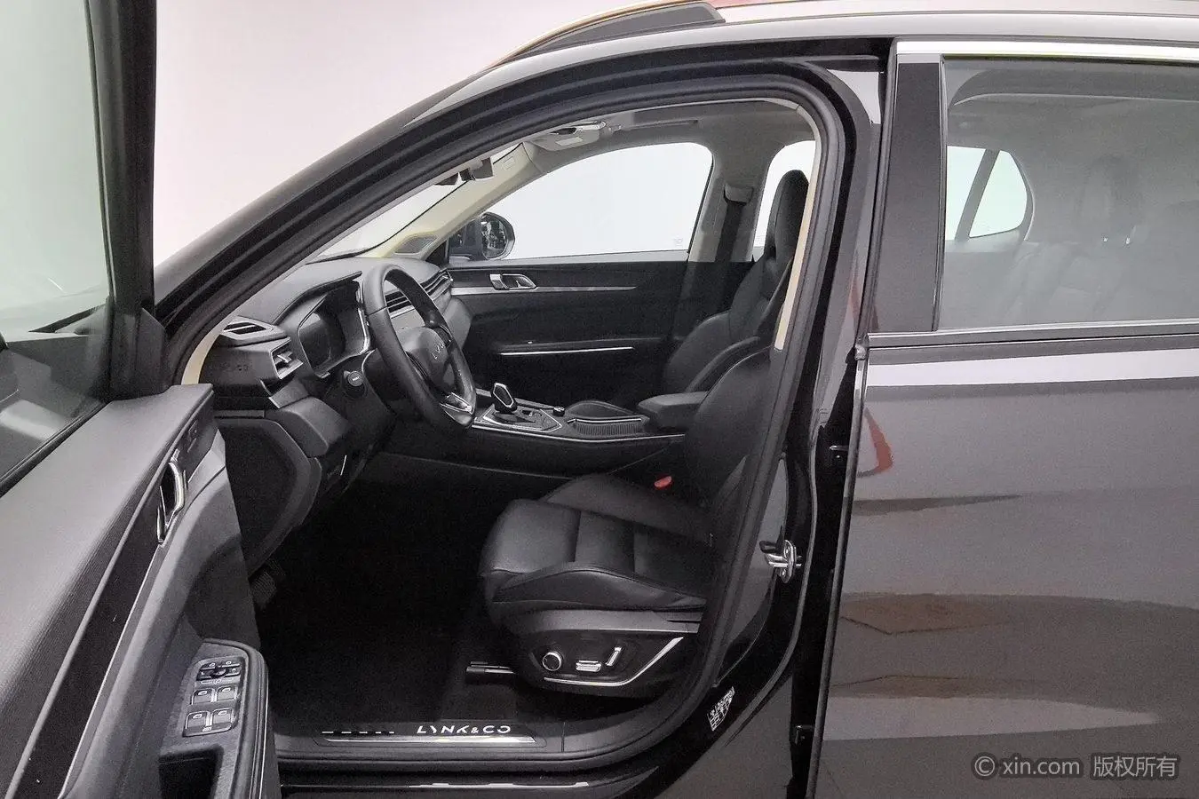 LYNK & CO Lynk 01 2.0TD two-wheel drive Pro