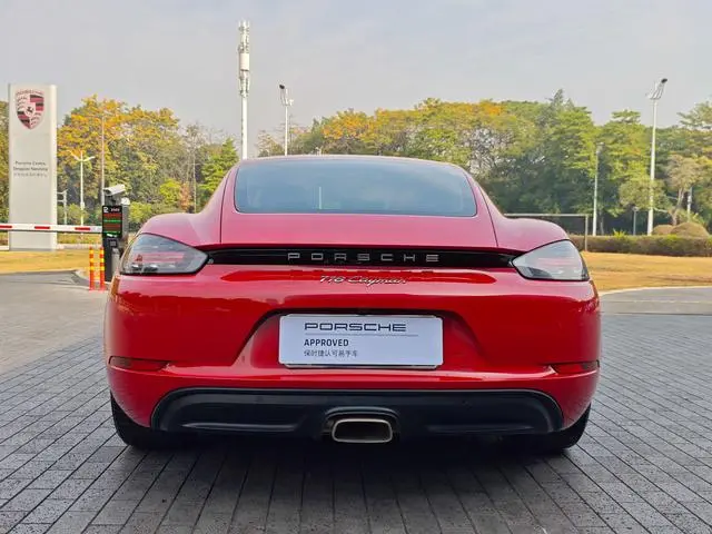Porsche Porsche 718 Cayman 2.0T