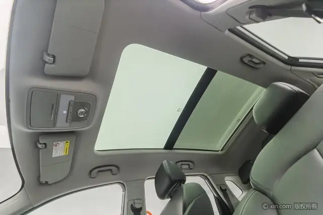 Roewe Roewe RX5 20T automatic 4G interconnection beyond the Ultimate version