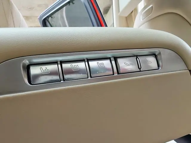 AITO Ask the world M9 Extended range Max six-seater version