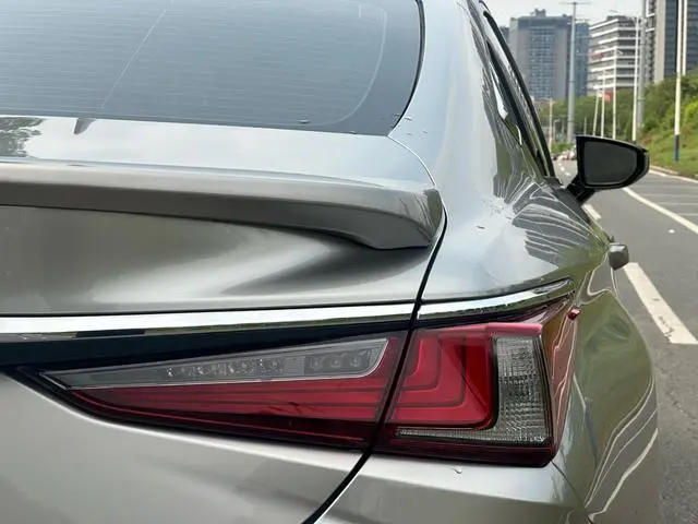Lexus Lexus ES 200 Excellent Edition