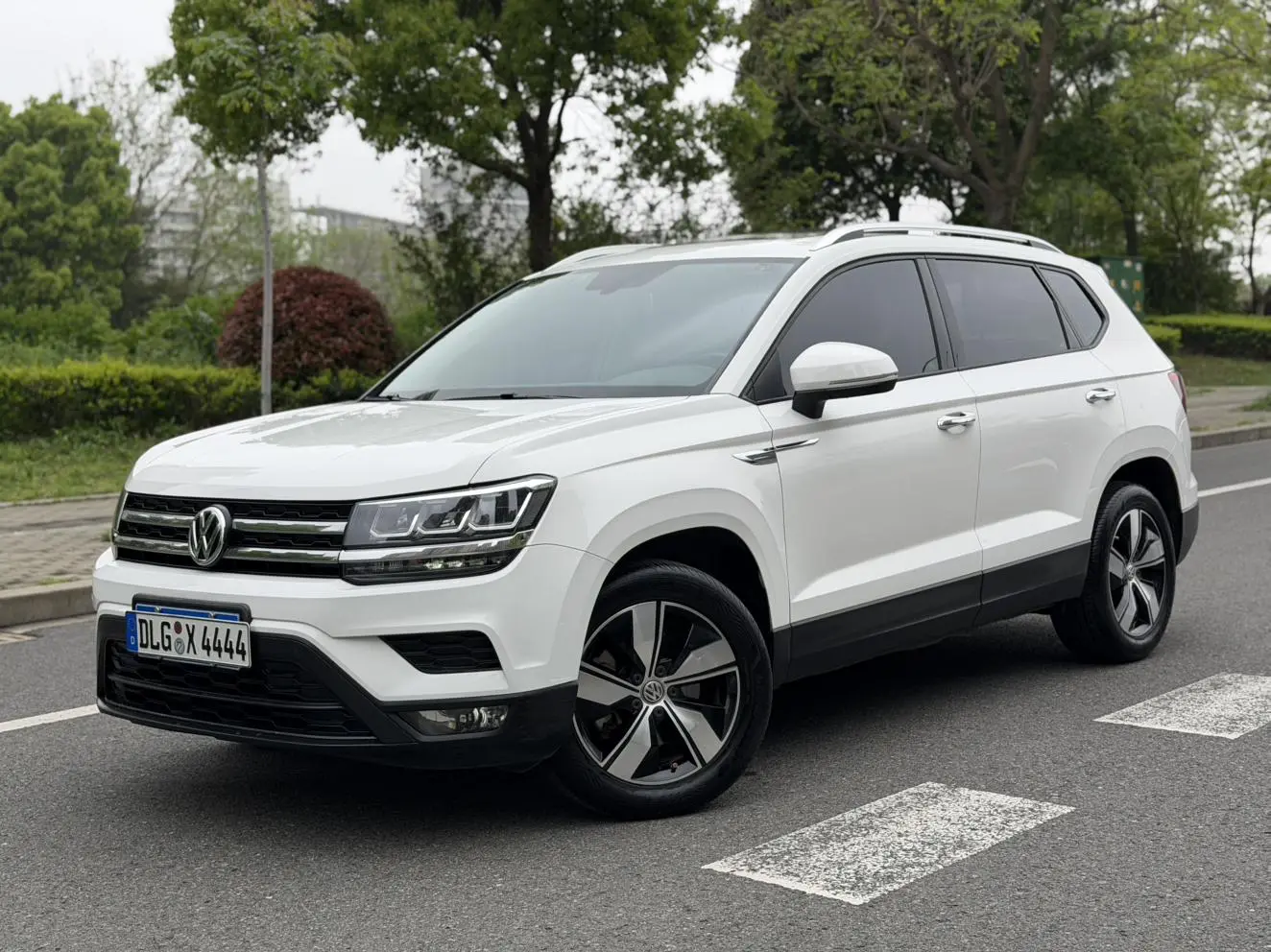 Volkswagen Tuyue 280TSI two-wheel drive comfort version Country V