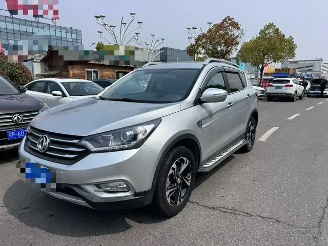 Dongfeng Fengshen Dongfeng Fengshen AX7 2.0L automatic Zhiyi type