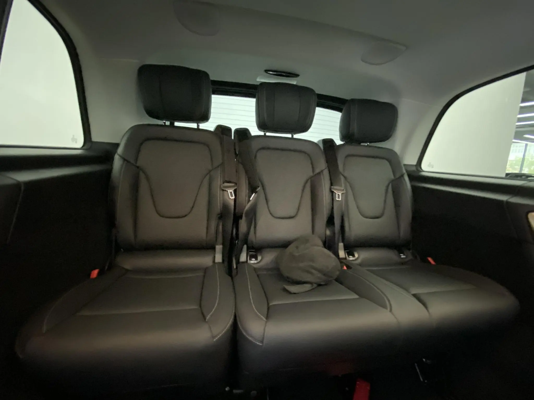 Mercedes-Benz Mercedes-Benz V-class V 260 L Long wheelbase Deluxe Edition