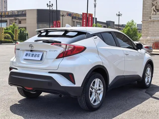 TOYOTA Toyota C-HR 2.0L Comfort Version