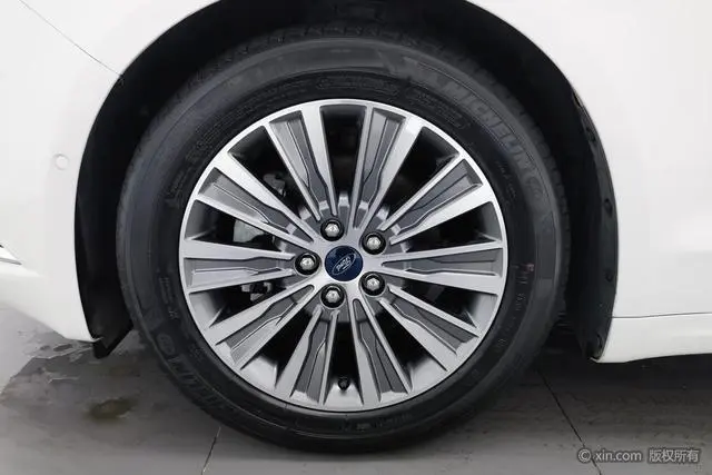 Ford Mondeo EcoBoost 200 Luxury