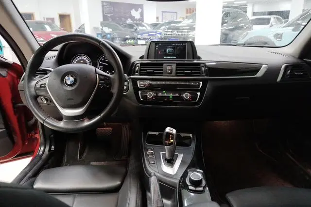 BMW BMW 2 Series (imported) 220i sports design suit